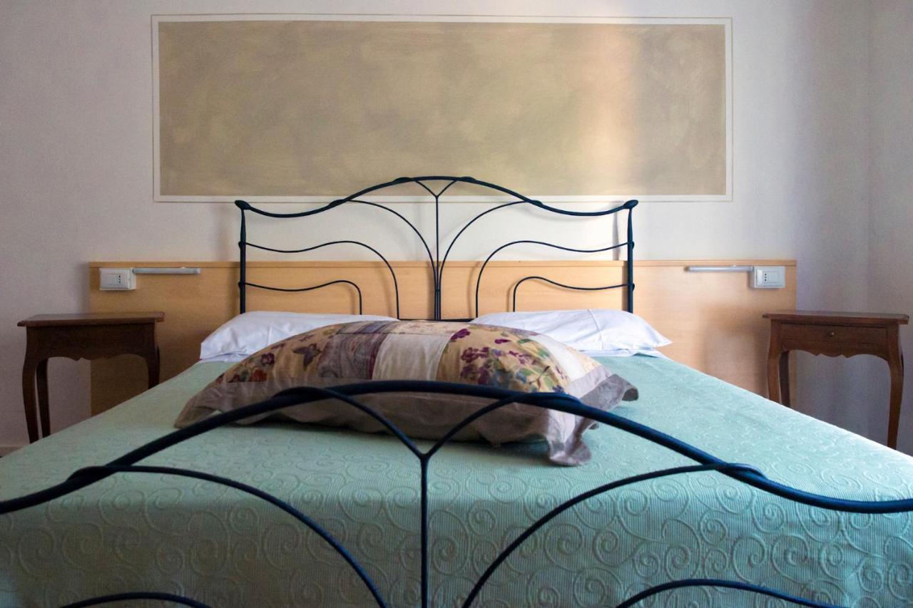 Hotel La Vela Castelnuovo Rangone 外观 照片