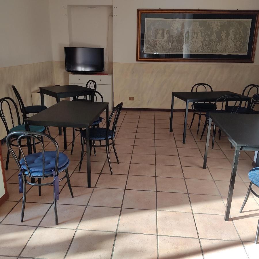 Hotel La Vela Castelnuovo Rangone 外观 照片