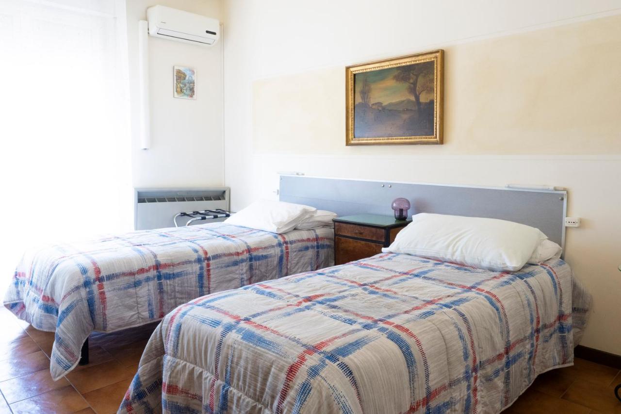 Hotel La Vela Castelnuovo Rangone 外观 照片